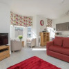 Отель Bluebridge Walk Luxury Apartment, фото 4