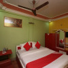 Отель OYO 27996 Hotel Green Park, фото 17