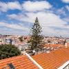 Отель Breath-Taking River & City View Stunning 3 Bedrooms & 3 Bathrooms With AC Alfama Castle district 1st, фото 14