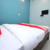 Отель OYO 16150 Suraj Guest House, фото 6