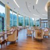 Отель Howard Johnson By Wyndham Lake Serenity Hotel Neijiang, фото 8