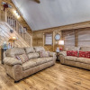 Отель Er239- Sleepy Bear Great Location â Close To Town! 2 Bedroom Cabin by RedAwning, фото 2