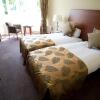 Отель Grovefield House Hotel в Слау