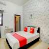 Отель OYO Flagship 90502 Holistay Malang New, фото 2