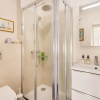 Отель Musica · Exquisite Retreat in a Traditional Area of Porto, фото 7