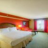 Отель Holiday Inn Express & Suites Williamsburg, an IHG Hotel, фото 4