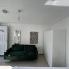 Отель Immaculate 1-bed Studio in London, фото 2
