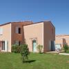 Отель Comfortable holiday home with dishwasher near Mont Ventoux, фото 1