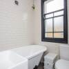 Отель Stunning 2 Bedroom House in De Beauvoir Town, фото 9