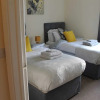 Отель Remarkable 2-bed Apartment in Reading, фото 2