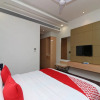 Отель OYO 13616 Hotel Gala Galaxy, фото 5