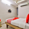 Отель Shreenath by OYO Rooms, фото 4