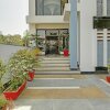 Отель Treebo Trend Blue Moon Residency в Гургаоне