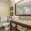 Отель Comfort Inn & Suites Greenwood, фото 8