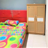 Отель OYO 91182 Kos'ta Homestay Makassar, фото 3