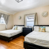 Отель Three Bedroom Three Bath Townhouse, фото 4