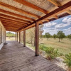 Отель Pecan Farm Haus 2 Bedroom Cottage by RedAwning, фото 28
