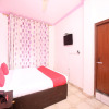 Отель OYO 15772 Hotel Regal Plaza, фото 1