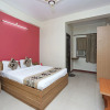 Отель OYO 4582 Hotel Nisa, фото 11