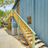 Отель Eclectic Mandeville Home: Walk to Lakefront Park, фото 1