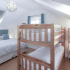 Отель The Chaffhouse - 4 Bedroom - Llangenith, фото 12