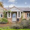 Отель Charming Cottage for 10 in Heart of South Downs, фото 22