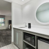Отель Hampton Inn & Suites Atlanta Buckhead Place, фото 28