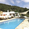 Отель Modern Holiday Home in in Balearic Islands with Pool, фото 14