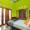 Отель SPOT ON 2490 Griya Kencana Homestay, фото 3