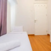 Отель Pool View and Homey 2BR Apartment @ Springlake Summarecon, фото 18