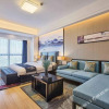 Отель De Hao Design Hotel apartment (Hangzhou Ideal Yintai city adjacent to Ping subway station shop), фото 4
