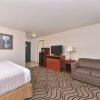 Отель Cedar Street Hotel and Suites, фото 2