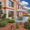 Отель Quality Inn Grand Rapids Near Dowtown, фото 1