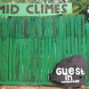 Отель Mid Climes Guest Inn, фото 1