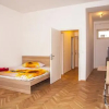 Отель Beautiful Central Apartment Thámova, фото 8