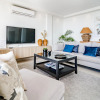 Отель Modern Beachside Apartment in Estepona, фото 2