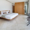 Отель Exclusive 2BR Sky Villa In The Five - JVC, фото 1