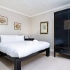 Отель Luxury 2BR Flat in Knightsbridge W/patio, 4 Guests, фото 3