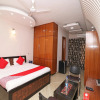 Отель OYO 13059 The Alarian Residency, фото 3
