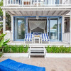 Отель Seminyak Beach Hut, фото 1
