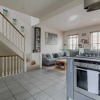 Отель Modern Maisonette Southfields London, фото 4
