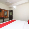 Отель OYO 6903 Hotel Shelter, фото 13
