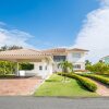 Отель Beautiful 5-bdr 2 Levels Villa for Rent in Punta Cana - Golf Front With Pool Jacuzzi Maid в Пунте Кана