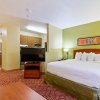 Отель Extended Stay America Suites Virginia Beach в Вирджиния-Бич