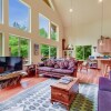 Отель Little Bear Lodge - Three Bedroom Home with Mountain View, фото 11