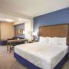 Отель La Quinta Inn & Suites by Wyndham Morgan Hill-San Jose South, фото 4