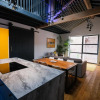 Отель The Eden Warehouse - Gold Apartment, sleeps 5, фото 5