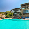 Отель Villa Emmeline fronte mare 5 camere 6 bagni infinity pool WiFi per 12 persone, фото 1