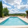 Отель Idyllic Holiday Home in Dégagnac with Jacuzzi Near River, фото 32