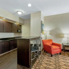 Отель LA QUINTA INN & SUITES BY WYNDHAM LEESVILLE FT. POLK, фото 24